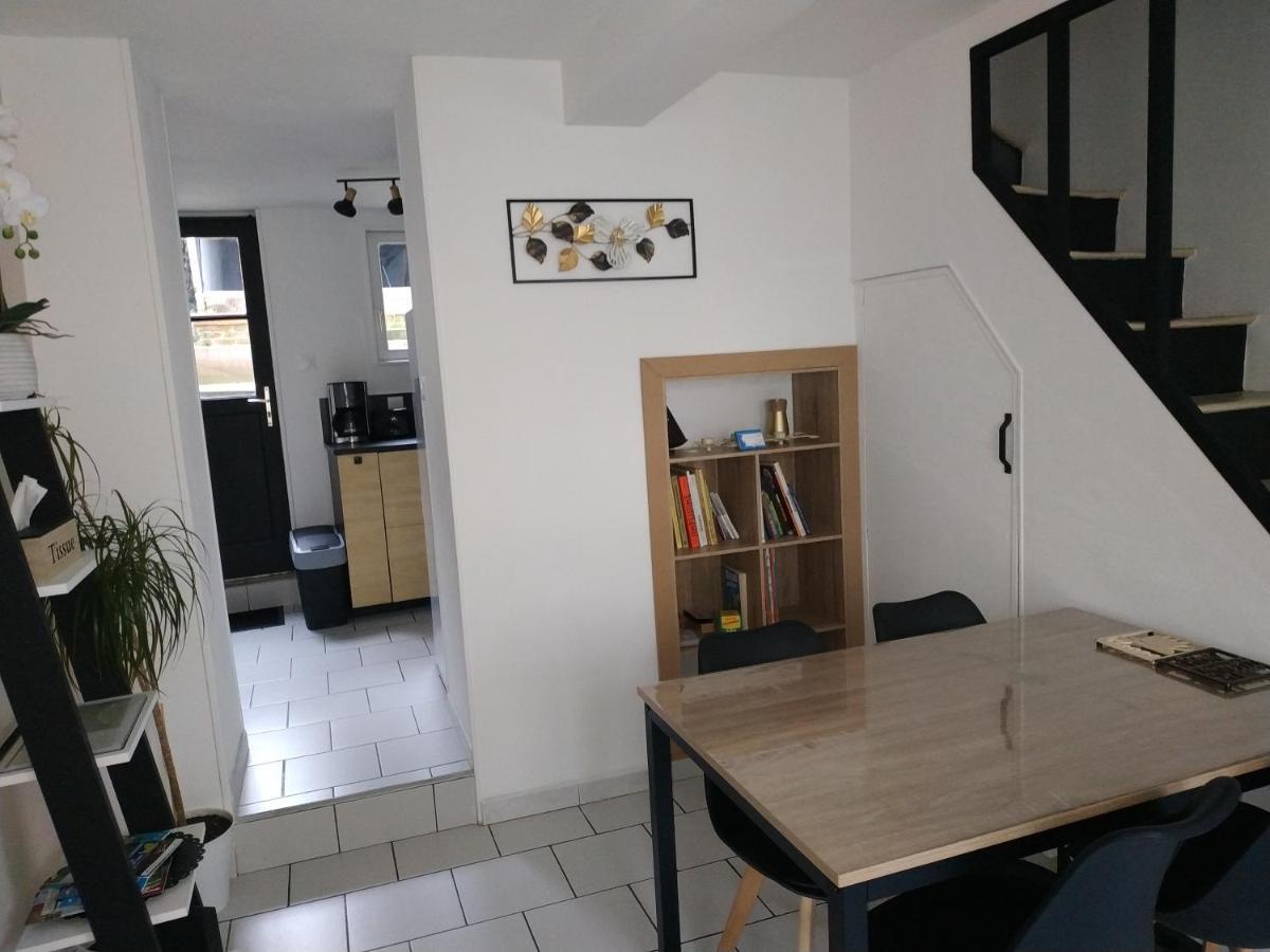 La Lillebonnaise Meuble Au Coeur De Lillebonne Villa Buitenkant foto